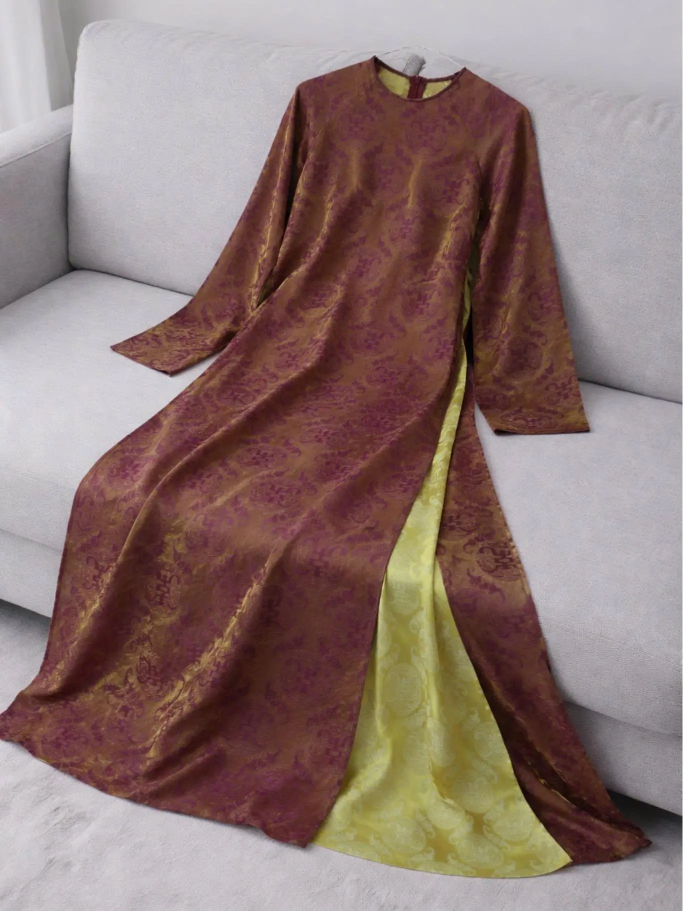 Áo dài Tử Lưu Ly