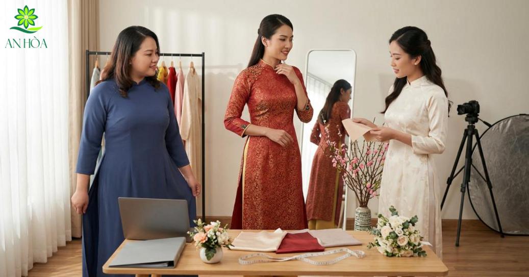 Hiểu vóc dáng và bối cảnh buổi tiệc bạn sắp tham dự để chọn được bộ áo dài phù hợp Hiểu vóc dáng và bối cảnh buổi tiệc bạn sắp tham dự để chọn được bộ áo dài phù hợp