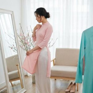 Shop bán áo dài cách tân tà ngắn: chọn chuẩn dáng người
