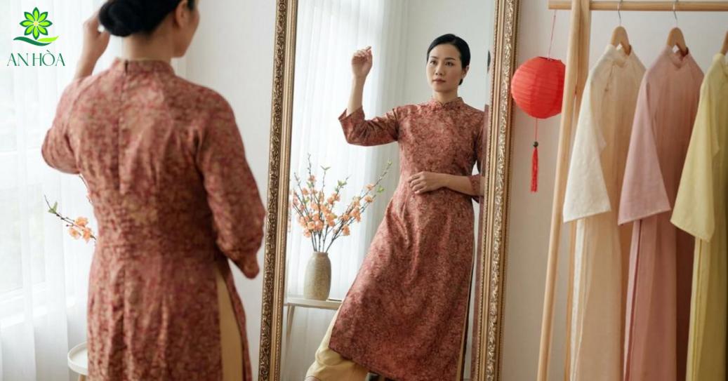 Cách chọn áo dài mặc Tết đẹp và phù hợp vóc dáng Cách chọn áo dài mặc Tết đẹp và phù hợp vóc dáng